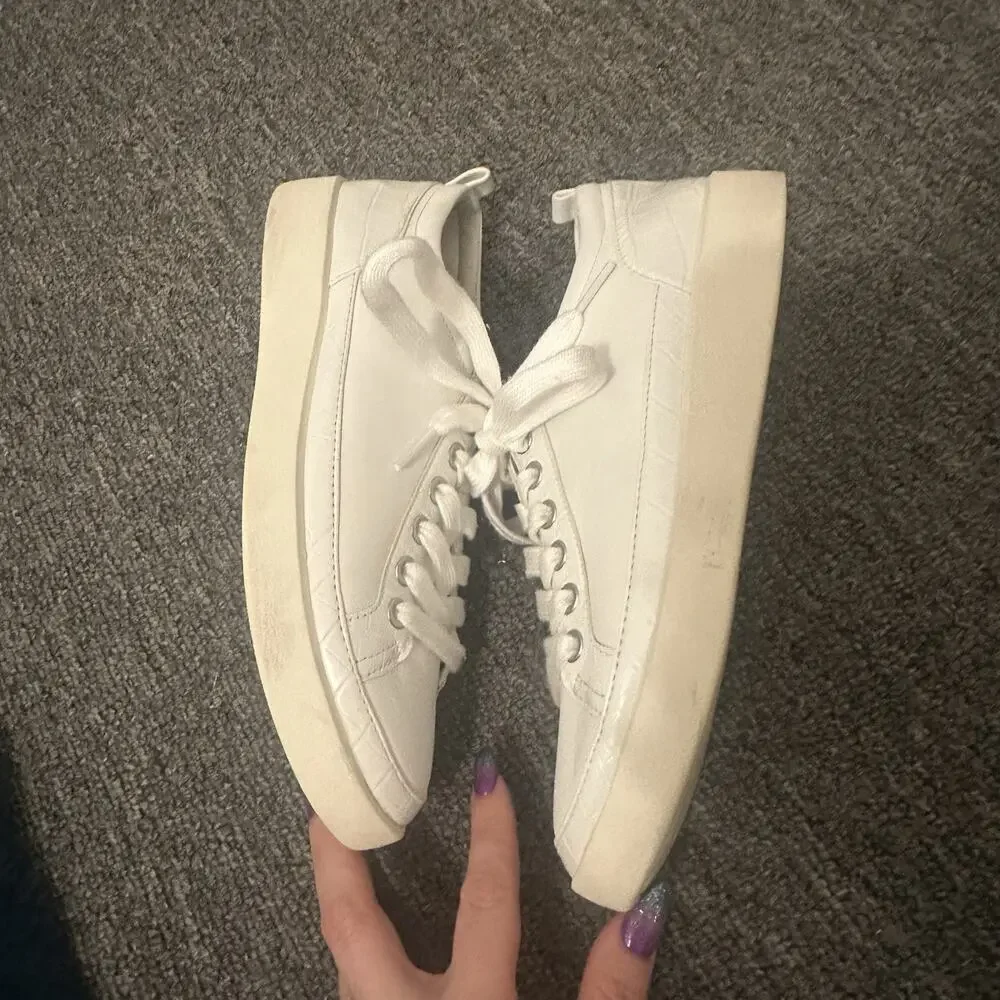 Vionic Leather Sneakers Shoes Winny Women's Size 7 White Lace Up Comfort Casual
